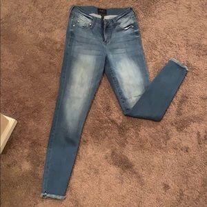 Mid rise ankle skinny jeans